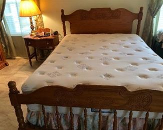 Queen Size mattress and boxspring