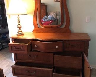 Vintage Pulaski Furniture-Keepsake Collection