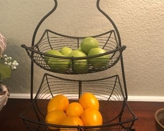 Nice wire basket and fake lemons and limes!