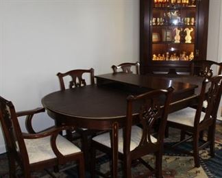 well cared for one owner Henkel Harris dining room set 