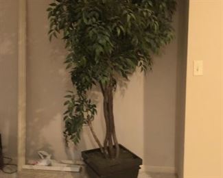 #28) - $30 - Faux Tree