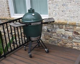 14. Big Green Egg Grill With Stand