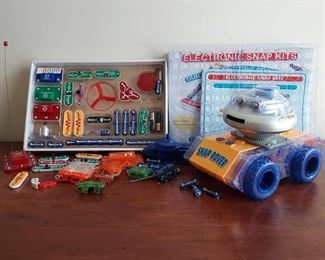 Snaps Circuits Kit with Snap Rover