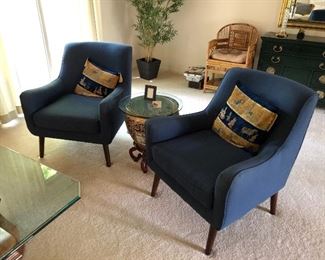 Or mid-century chairs