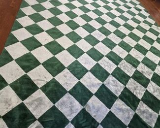 Room Sized Green and White Diamond Pattern Rug