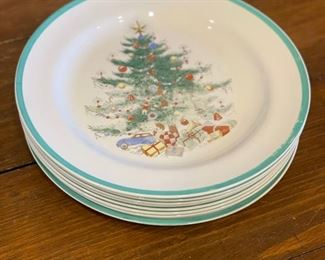 Set of 8 vintage chip free Plummer Ltd. Christmas Tree plates. Photo 1 of 2.
