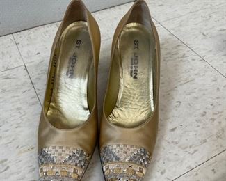 St. John heels. Size 8. Photo 1 of 2.