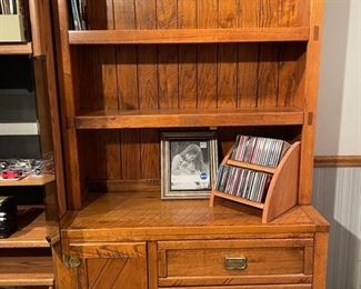 1980s Craftsman style oak bureau with hutch from the Young-Hinkle Windjammer collection. Measures 44.5" W x 30.0" H x 20.0" D. Hutch measures 44" W x 46" H x 10" D. Sold as one or two pieces.