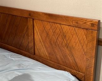 1980s Craftsman style oak full-size headboard from the Young-Hinkle Windjammer collection.