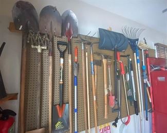 Shovels, Rakes and Yard Tools