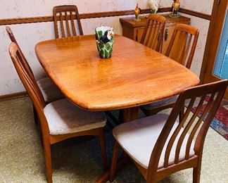 D-Scan Danish Teak Dining / Kitchen Table & 6 Chairs 