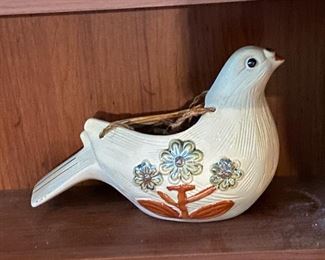Bird hanging planter