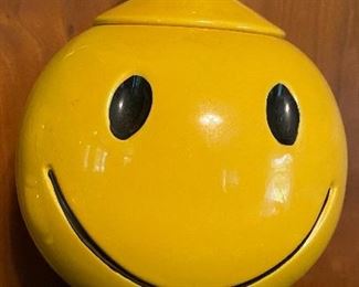 McCoy Smiley face cookie jar