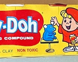 Still smells like good old Play-Doh!