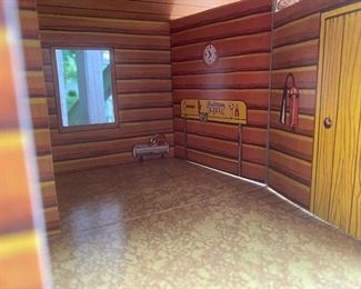 Good idea with the fire extinguisher...you never can be too prepared, right Smokey?