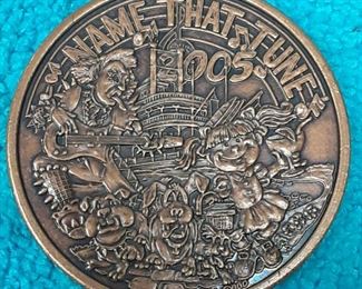 https://www.ebay.com/itm/114818504082	HC3018 ANTIQUE BRONZE 2005 KREWE OF CAESAR MARDI-GRAS DOUBLOON	BIN
