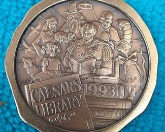 https://www.ebay.com/itm/114820987160	HC3031 ANTIQUE BRONZE 1992 IRR KREWE OF CAESAR MARDI-GRAS DOUBLOON	BIN
