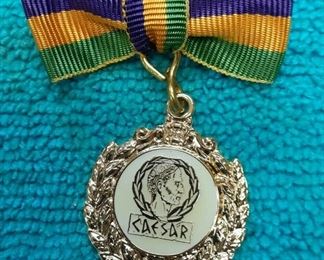 https://www.ebay.com/itm/124835396014	HC3048 KREWE OF CAESAR MARDI-GRAS DUCAL	BIN

