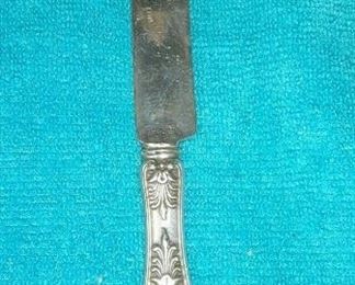 https://www.ebay.com/itm/114855437581	ME3007 USED TIFFANY & CO. STERLING SILVER BUTTER KNIFE ENGLISH KING PATTERN	Offer
