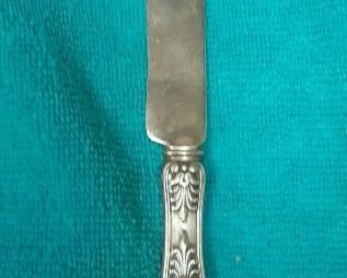 https://www.ebay.com/itm/124815126186	ME3010 USED TIFFANY & CO. STERLING SILVER BUTTER KNIFE ENGLISH KING PATTERN	Offer
