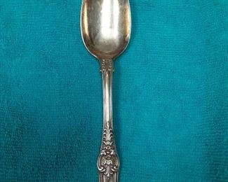 https://www.ebay.com/itm/114895585484	ME3053 USED TIFFANY & CO. 7 INCH STERLING SILVER TABLE SPOON KING PATTERN	Offer

