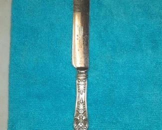 https://www.ebay.com/itm/124815126929	ME3089 USED TIFFANY & CO. STERLING SILVER BLUNT TABLE KNIFE KING PATTERN	Offer
