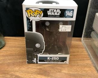 https://www.ebay.com/itm/115049938868	LRM3991: Funko POP Figure: Star Wars K-2S0 #146 		Offer
