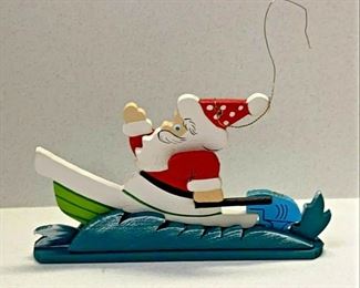 https://www.ebay.com/itm/124963822025	NC535 VINTAGE EMQEE CORP HAWAII CHRISTMAS ORNAMENT SANTA ON MOTORBOAT		Auction Starts 10/22/2021 10 PM
