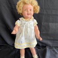 Ideal Vintage 22 Shirley Temple Doll with Extra Outfit and Wooden Crib