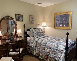 Another look into the bedroom. The twin bed linens are beautiful and we have two sets