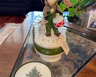 Vintage Cuthbertson Christmas Tree, Gorham Little Drummer Boy, musical