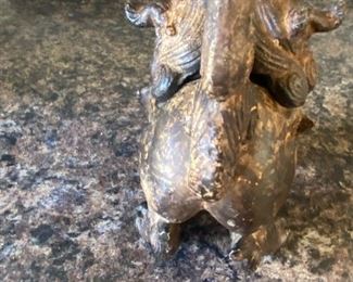 VINTAGE CAST IRON FOO DOG INCENSE BURNER