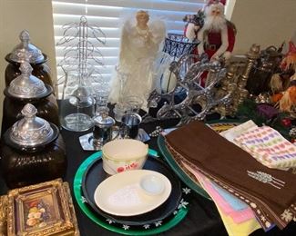 Lots of kitchenware.