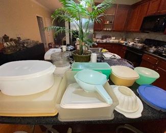 Lots of kitchenware.