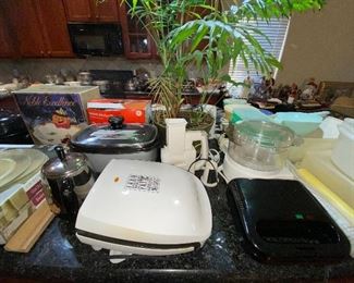 Lots of kitchenware.