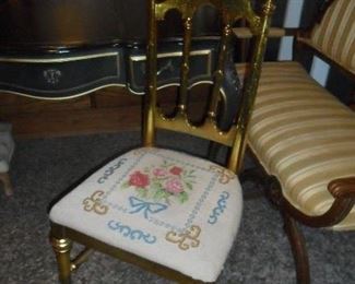 Single gold trimmed chair