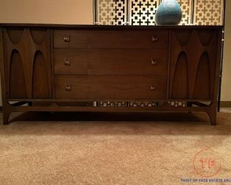 Broyhill BRASILIA MCM Sideboard Buffet Credenza