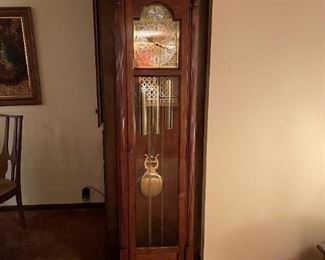 HOWARD MILLER Grandfather Clock