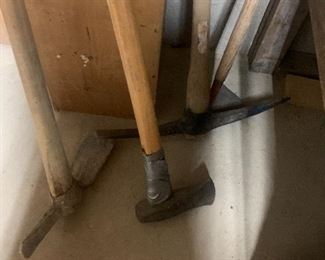Pick Axe/ Axe