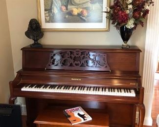 Baldwin Piano, Art, Decor