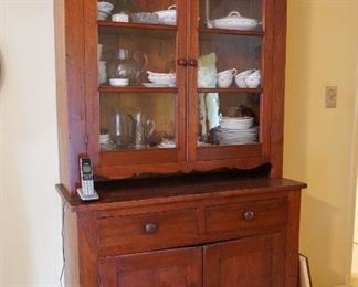 Vintage cabinet