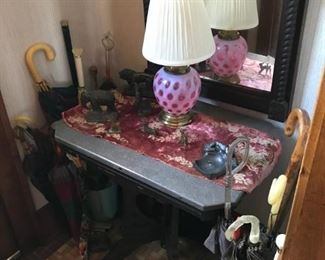 Fenton Coin Dot Lamp