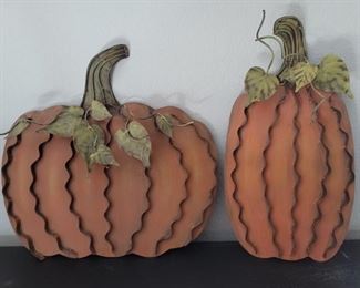 (2) Outdoor Metal Pumpkin Decor, with stakes