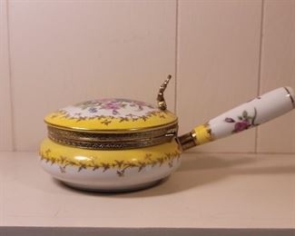 Vintage Porcelain Silent Butler Crumb Catcher
