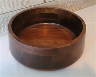 Vermillion Walnut Salad Bowl, 10in Diameter