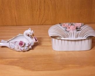 Occupied Japan Porcelain Swan & Trinket Box