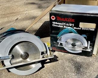 Makita Circular Saw Model 5007NB