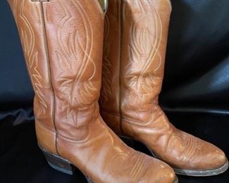 Justin Cowboy Boots Size 8.5B