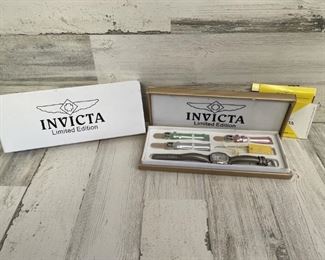 Invicta Boxed Set with Watch Head & 4 Bands