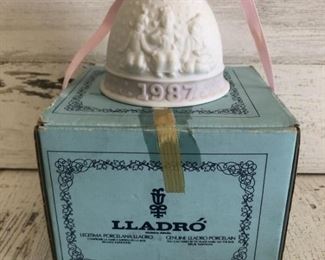 Lladro Christmas Bell